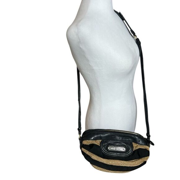 RARE Vintage Y2K Juicy Couture Black
PU and Straw barrel bag Crossbody - Picture 5 of 14